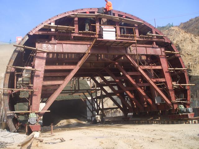 襯砌臺車 襯砌臺車